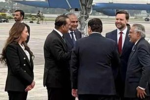 Mỹ gia hạn ngừng bắn với Iran