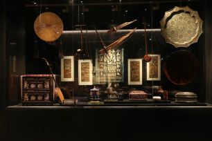 “Mở khóa” không gian số cho mỹ thuật