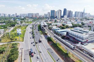 Bài toán "kéo - đẩy" cho giao thông công cộng TP.HCM (Bài 3)