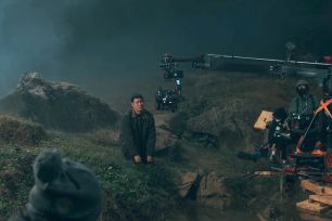 Phí Phông là phim kinh dị cán mốc 100 tỷ đồng nhanh nhất