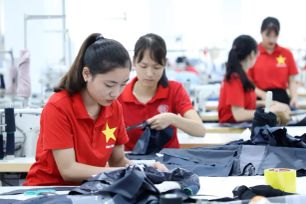 Tự chủ chiến lược về kinh tế trong bối cảnh tái cấu trúc toàn cầu