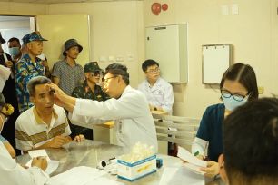 Mang sứ mệnh chăm sóc sức khỏe đến đảo xa