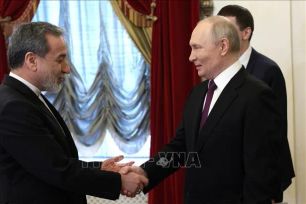 Nga cam kết thúc đẩy hòa bình Trung Đông, tăng cường hợp tác với Iran