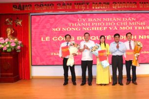 TPHCM: Trao quyết định nhân sự tại các phòng ban thuộc Sở NN-MT 