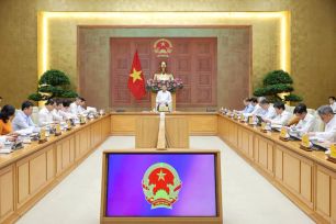 Hoàn thiện các kịch bản điều hành tăng trưởng