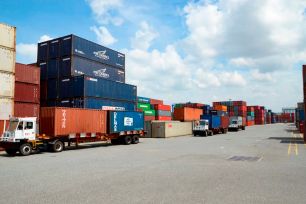 Kinh tế Việt Nam duy trì đà tăng trưởng mạnh mẽ