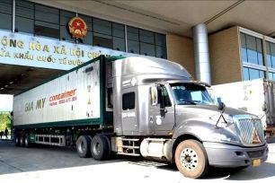 Xuất nhập khẩu hàng hóa thông suốt trong dịp nghỉ lễ
