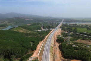 Bộ Xây dựng yêu cầu làm rõ cơ chế thanh toán dự án cao tốc Quảng Ngãi - Kon Tum