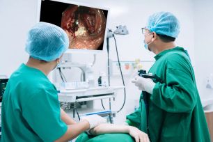 Đang khỏe mạnh, người đàn ông bất ngờ nhập viện vì xuất huyết tiêu hóa