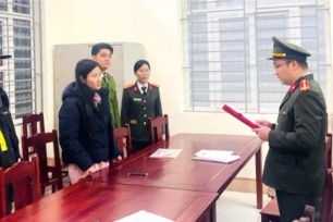 Triệt phá đường dây lừa đảo chứng chỉ ngoại ngữ quy mô lớn