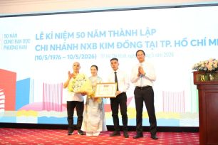 Chi nhánh NXB Kim Đồng tại TPHCM nhận Bằng khen của Trung ương Đoàn