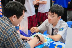 Thí sinh xét học bạ nhận học bổng đến 100% học phí toàn khóa tại Trường Đại học Văn Hiến