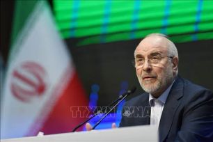 Tehran cảnh báo nâng mức urani lên 90% nếu xung đột leo thang