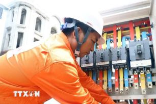 Nắng nóng diện rộng, tiêu thụ điện liên tục lập kỷ lục mới