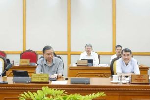Bộ Chính trị cho ý kiến hoàn thiện thể chế vượt trội cho TPHCM 