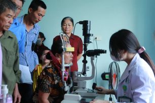 Tổ chức khám sức khỏe cho người dân toàn tỉnh Nghệ An 