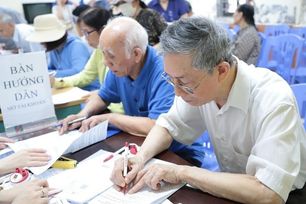 Lương hưu và trợ cấp tăng 8% từ 1/7