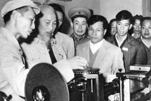 Doanh nhân học được gì từ Chủ tịch Hồ Chí Minh?