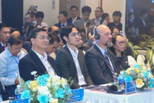Ra mắt Hệ sinh thái tài chính hàng hải quốc tế 