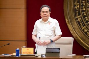 Giám sát, đôn đốc thực hiện pháp luật về khoa học, công nghệ, đổi mới sáng tạo và chuyển đổi số