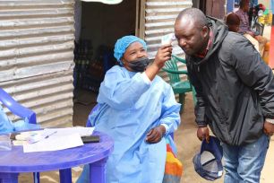 Dịch Ebola: CHDC Congo đối diện khủng hoảng kép
