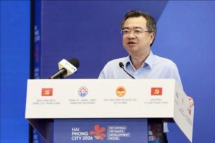 Hình thành các ngành công nghiệp công nghệ cao có năng lực cạnh tranh toàn cầu