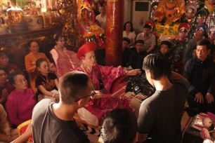 Tín ngưỡng hầu đồng lên phim điện ảnh Việt