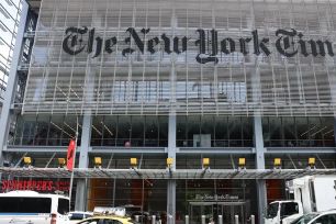 The New York Times bị khiếu nại liên quan đến dùng AI