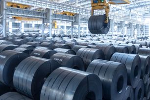 Ukraine điều tra chống bán phá giá thép carbon cán phẳng có phủ từ Việt Nam