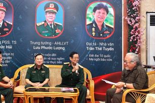 Cuộc hội ngộ của những người lính