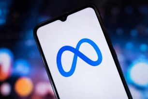 Big tech chi hàng triệu USD dàn xếp vụ kiện sức khỏe học sinh