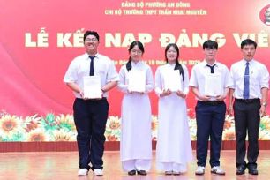 Tạo sự liền mạch về phát triển Đảng trong trường học