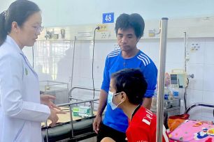 Tăm tre găm vào tim, một thiếu niên nguy kịch