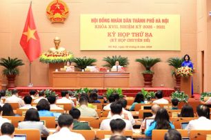 Hà Nội hỗ trợ người dân chuyển đổi sang phương tiện xanh
