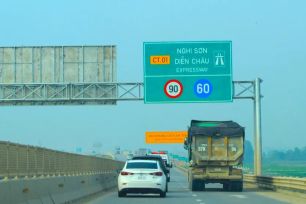 Đẩy nhanh tiến độ mở rộng 18 dự án thành phần tuyến cao tốc Bắc - Nam