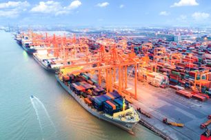 Kim ngạch xuất nhập khẩu vượt 445 tỷ USD sau 5 tháng