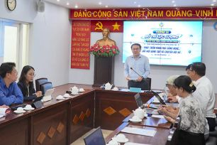 TPHCM thí điểm bố trí hơn 400 người không chuyên trách hỗ trợ chuyển đổi số cấp xã