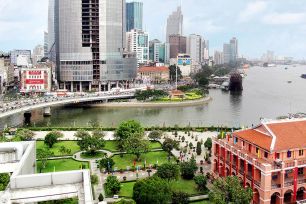 Khát vọng từ Bến Nhà Rồng
