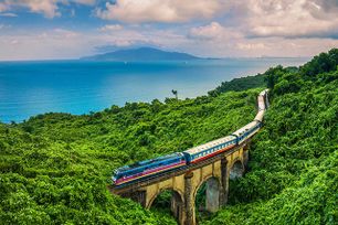 Khẩn trương giải phóng mặt bằng, đẩy nhanh tiến độ dự án đường sắt Lào Cai - Hà Nội - Hải Phòng